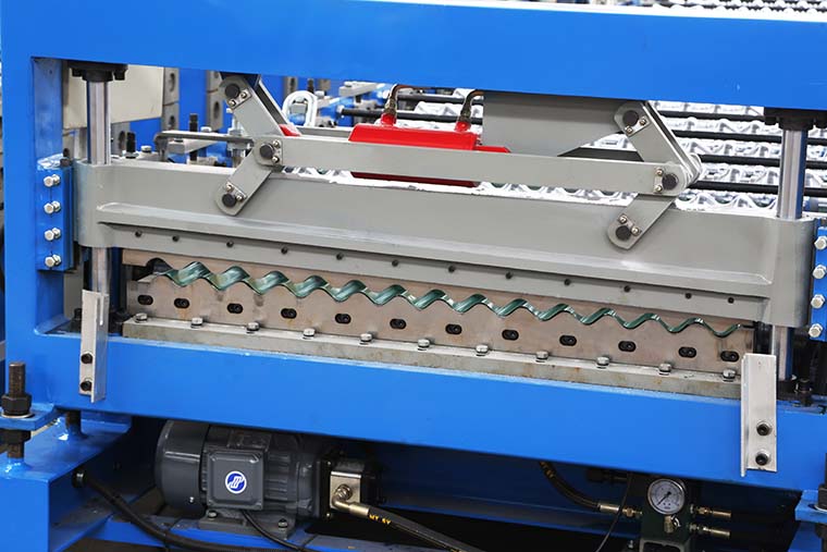 Corrugated Roof Panel Roll Forming Machine