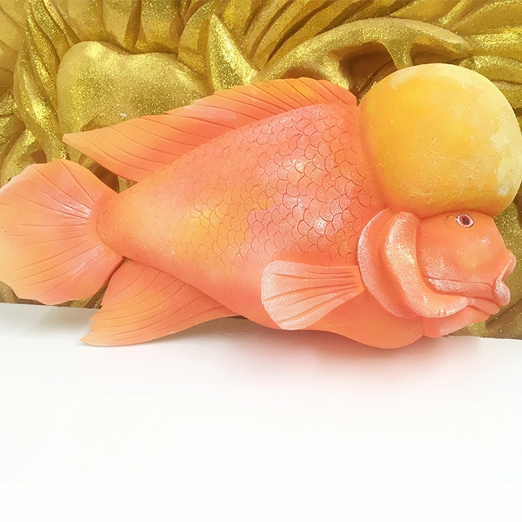 夏の海をテーマにした泡の彫刻イルカの殻の装飾の小道具