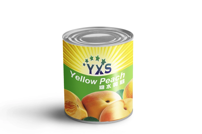 シロップの缶詰の黄色い桃