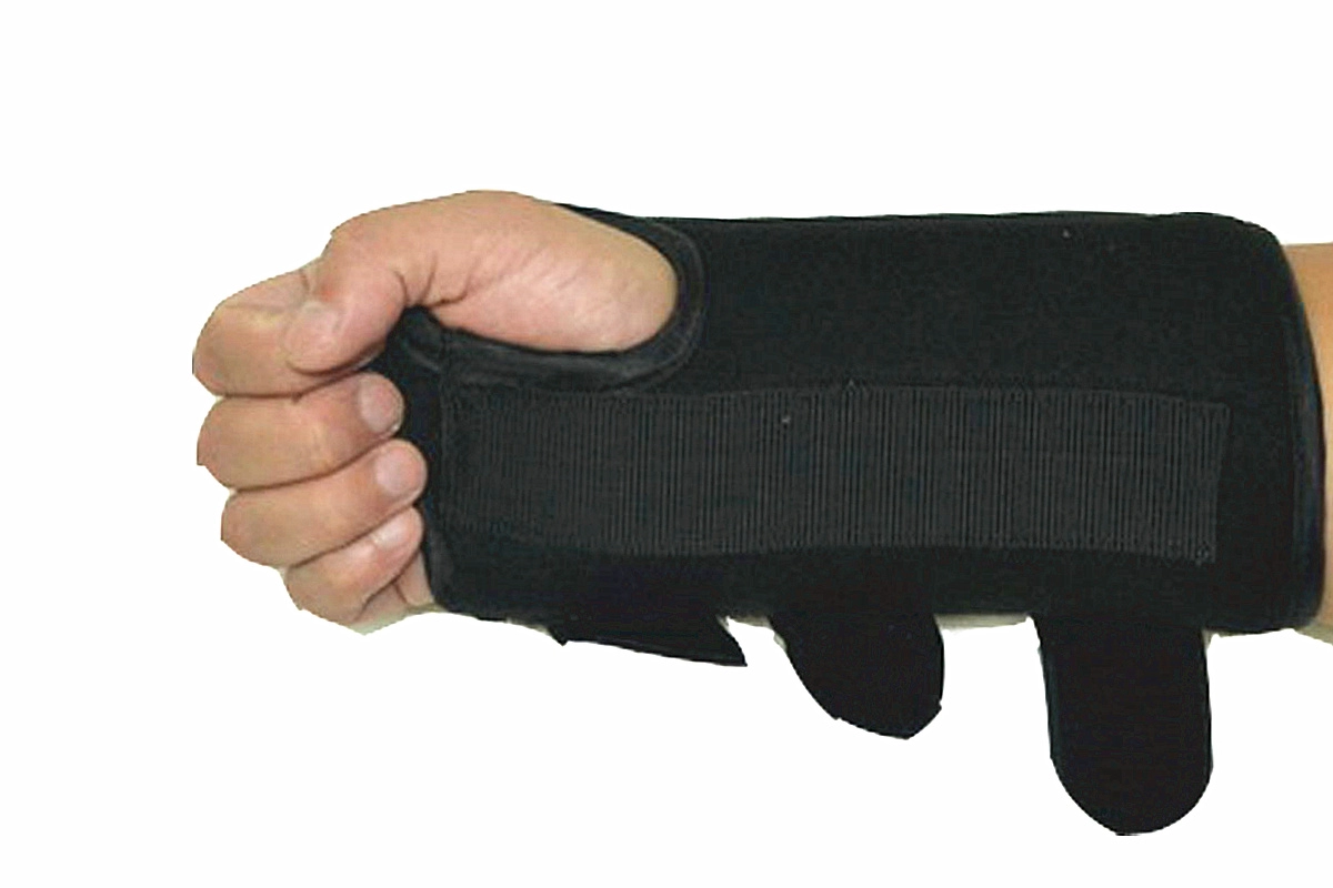 圧縮手根管リストブレース調節可能なスプリント手を緩和するための快適な睡眠