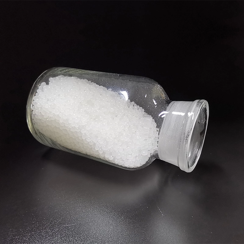 可塑剤を含まない生分解性のコンポスト可能なPLAポリ乳酸顆粒