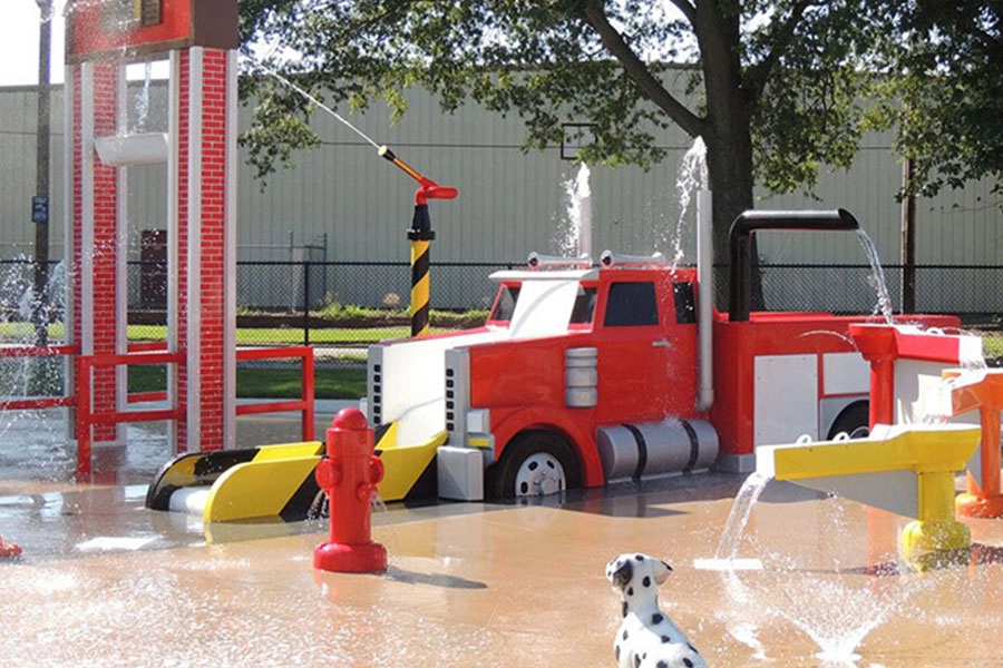 イシュタル消防車をテーマにしたスプラッシュパッドウォーターパーク機器屋外ウォーターおもちゃキッズウォータープレイ