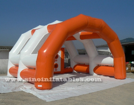サッカーイベント用の屋外オレンジインフレータブルサッカーゴールテント