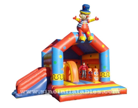 SinoInflatablesの屋外パーティー用スライド付きインフレータブル弾力がある城をピエロの商用グレードの子供たち