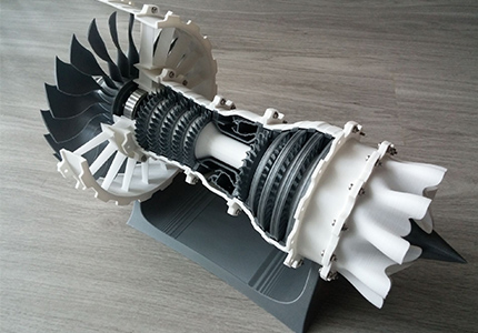 3D プリンティング ジェット エンジン